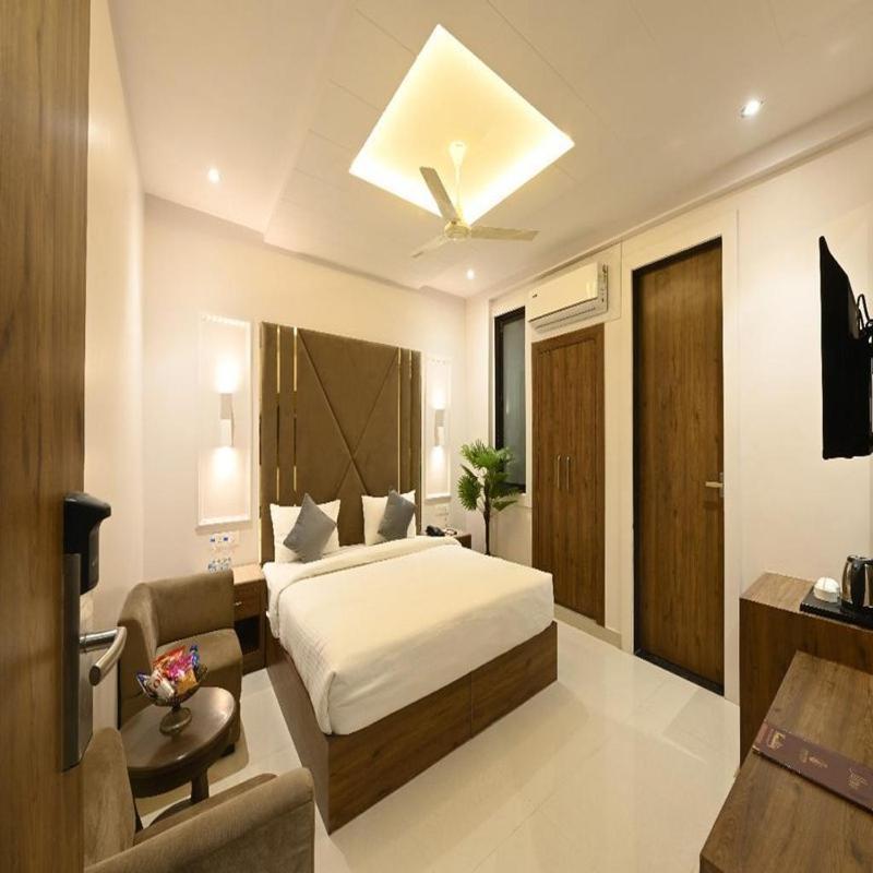 Hotel Avalon Palms Agra Agra  Zewnętrze zdjęcie